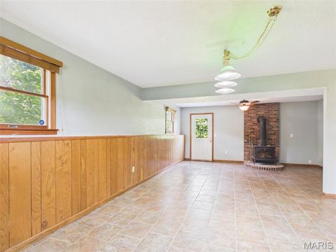 Tiny photo for 107 Vaughan Avenue, St Robert, MO 65584 (MLS # 26030625)