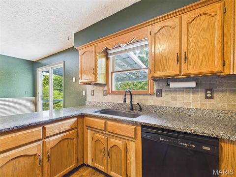 Tiny photo for 107 Vaughan Avenue, St Robert, MO 65584 (MLS # 26030625)