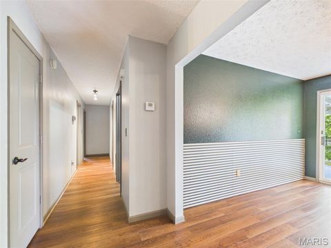 Tiny photo for 107 Vaughan Avenue, St Robert, MO 65584 (MLS # 26030625)