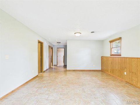 Tiny photo for 107 Vaughan Avenue, St Robert, MO 65584 (MLS # 26030625)