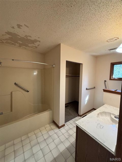 Tiny photo for 1546 Sugar Grove Road, Troy, MO 63379 (MLS # 26020903)