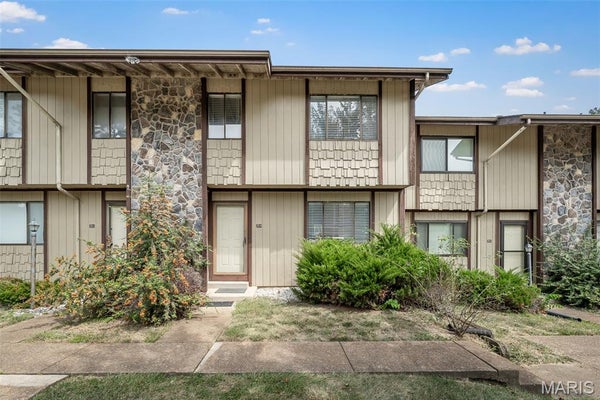 2804 SAVOY DR # 2804, LAKE ST LOUIS, MO 63367 - Image ca6c0d4ecc3071fcacf14a17cdb613b4/1339426009