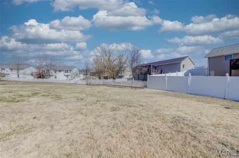 Tiny photo for 449 Fawn Run Drive, Troy, MO 63379 (MLS # 26007329)