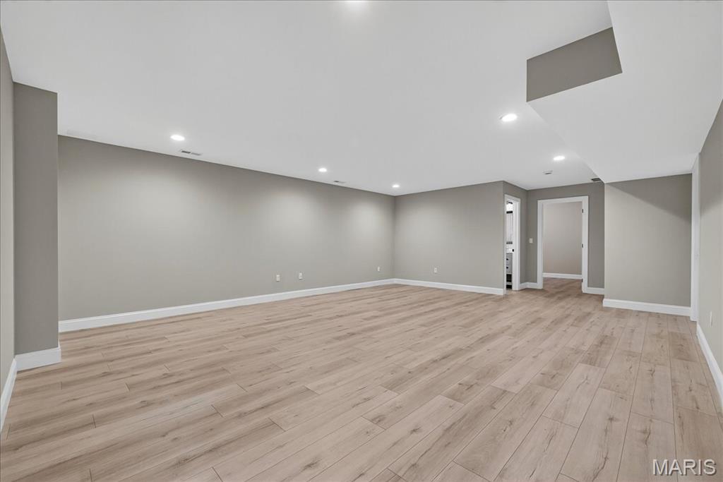 Kirkwood, Missouri 63122, United States, 4 Bedrooms Bedrooms, ,4 BathroomsBathrooms,Residential,Active,226350