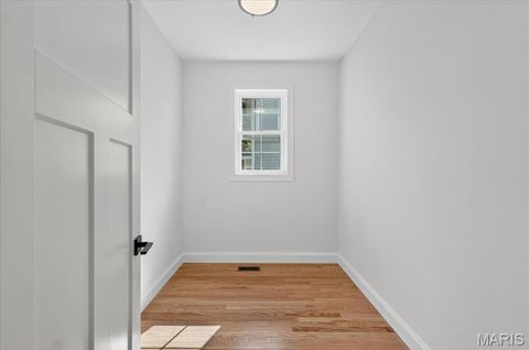Tiny photo for 506 Coverdale Lane, Kirkwood, MO 63122 (MLS # 25066850)