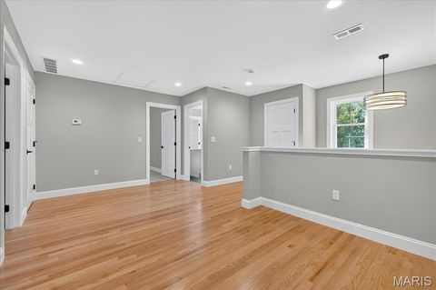 Tiny photo for 506 Coverdale Lane, Kirkwood, MO 63122 (MLS # 25066850)