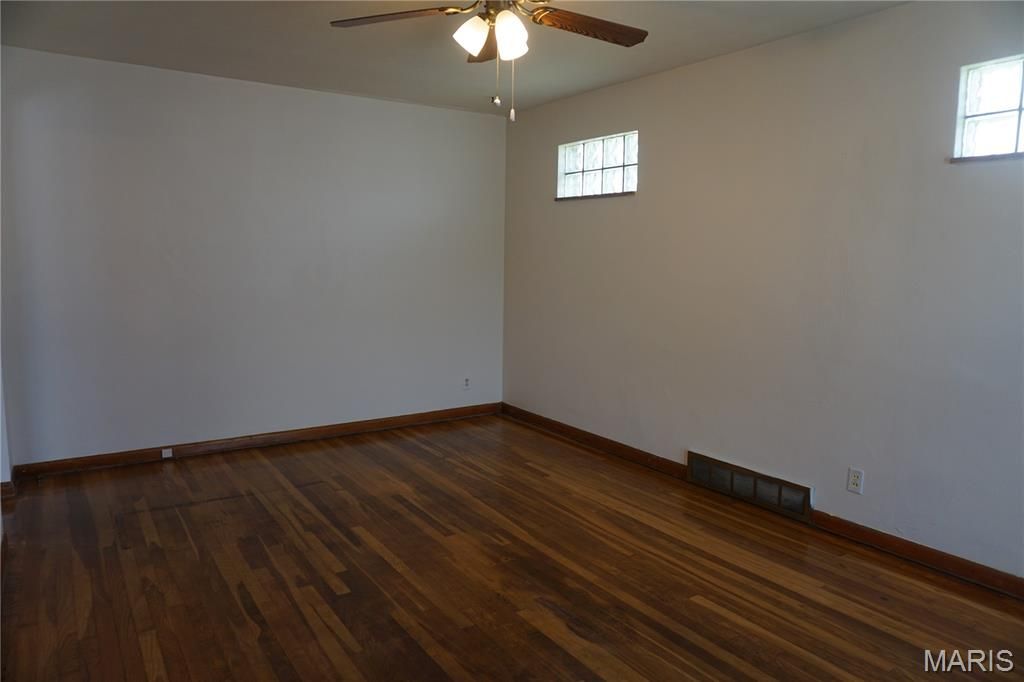 Photo of 125 W Felton Avenue, St Louis, MO 63125 (MLS # 26042407)