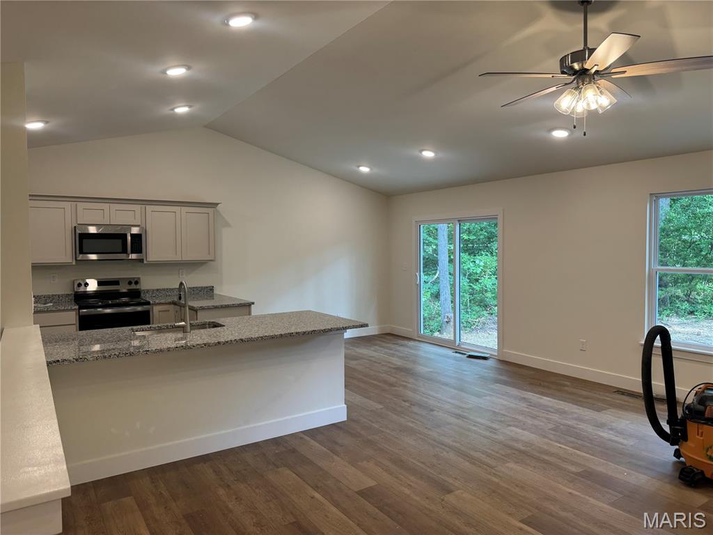 31682 Dogwood Lane