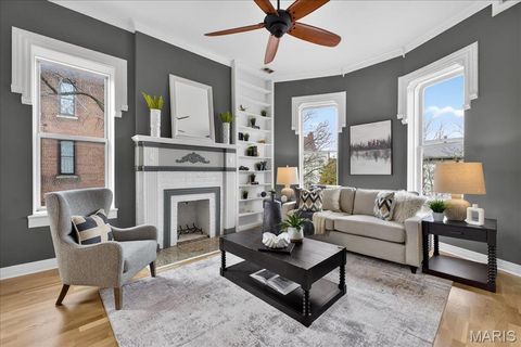 Photo of 1802 Kennett Place, St Louis, MO 63104 (MLS # 26010543)