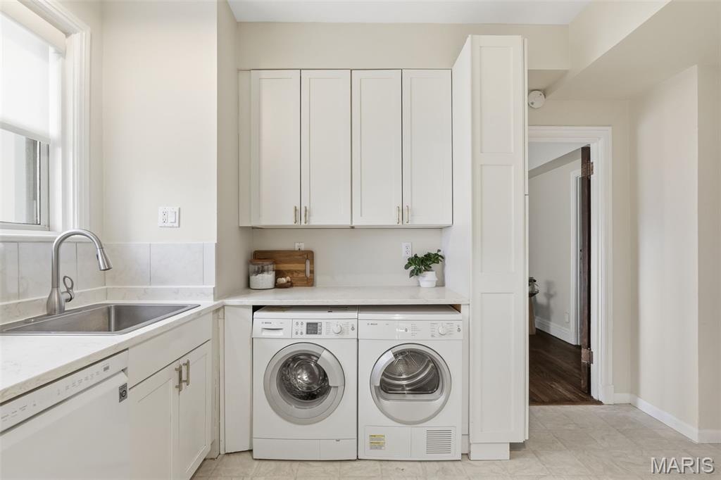 Pierre Chouteau Condo - Residential