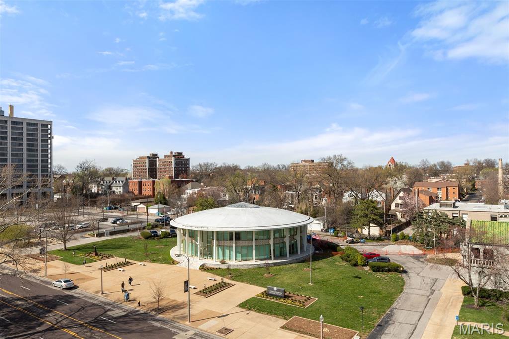 Pierre Chouteau Condo - Residential