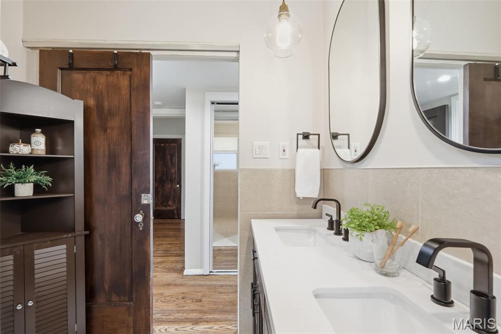 Pierre Chouteau Condo - Residential