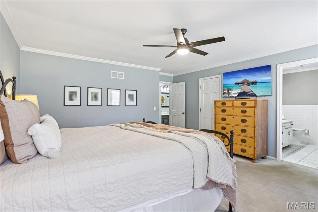 Le Chateaux #2 - Residential