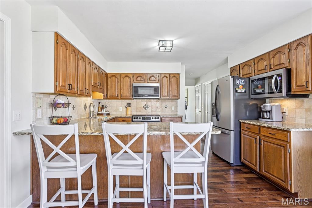 Le Chateaux #2 - Residential