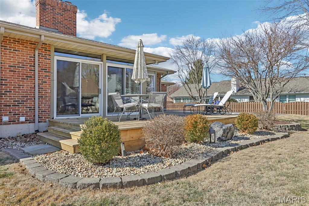 Le Chateaux #2 - Residential