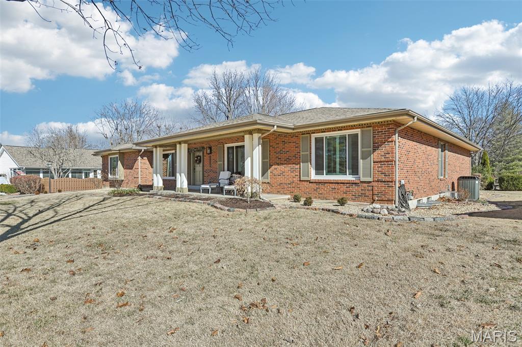 Le Chateaux #2 - Residential