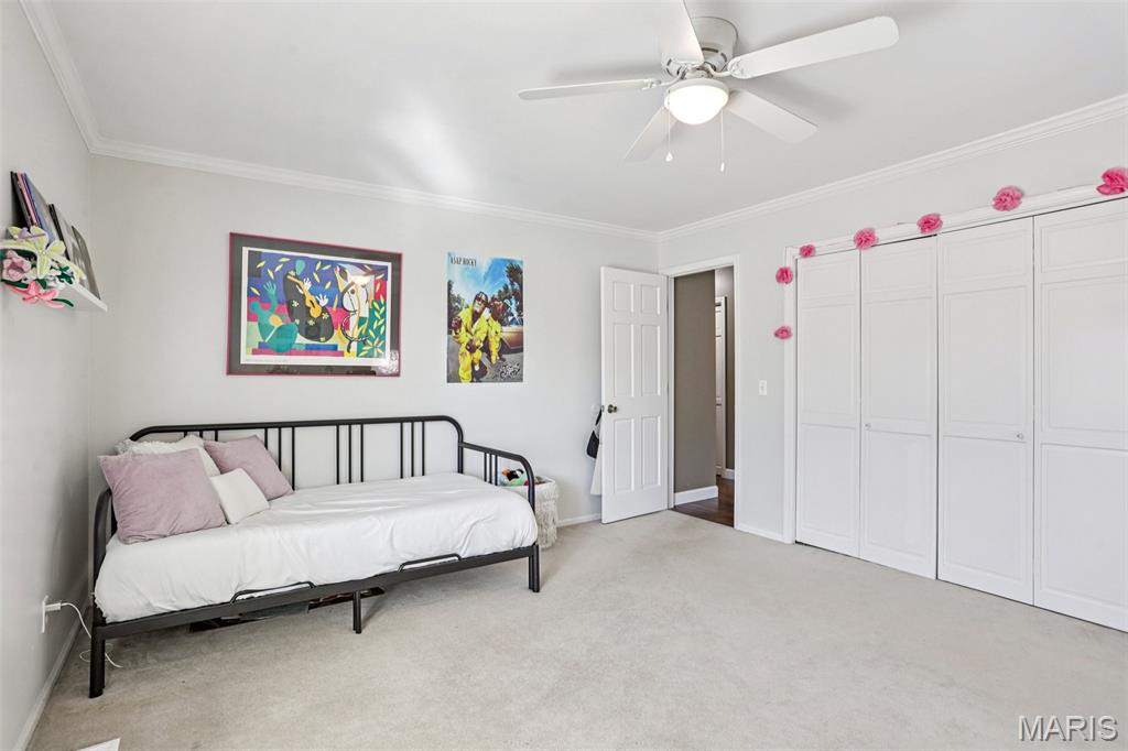 Le Chateaux #2 - Residential