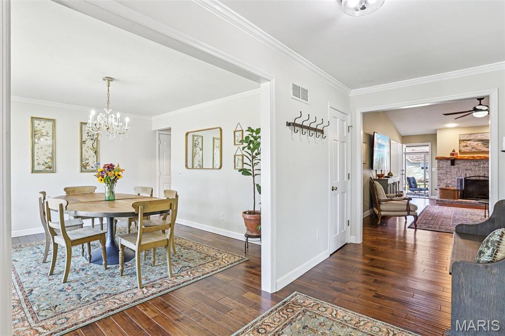 Le Chateaux #2 - Residential