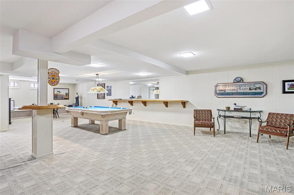 Le Chateaux #2 - Residential