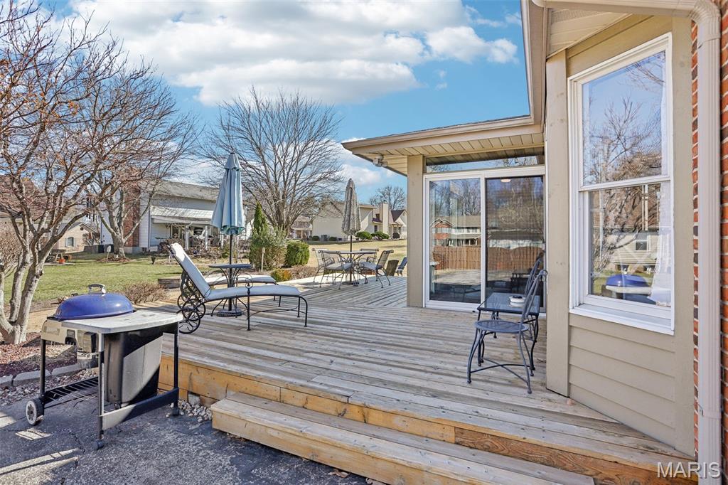 Le Chateaux #2 - Residential