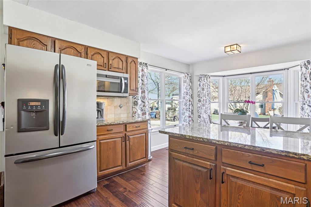 Le Chateaux #2 - Residential