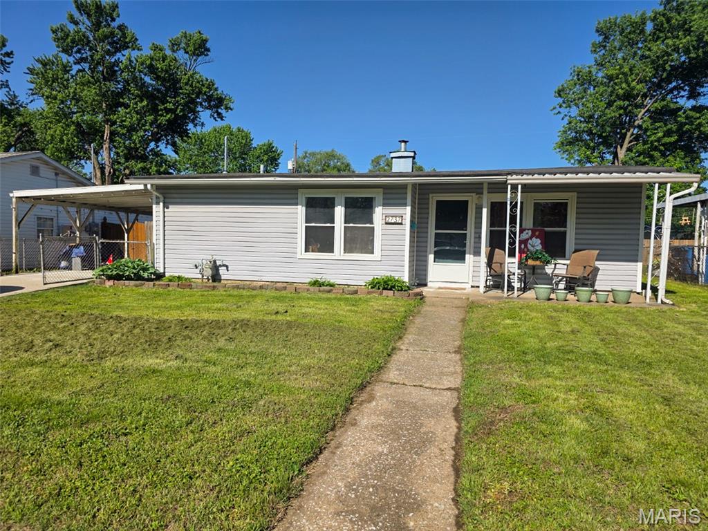 Photo 1 of 11 — 2737 Birch Avenue, Granite City, IL 62040