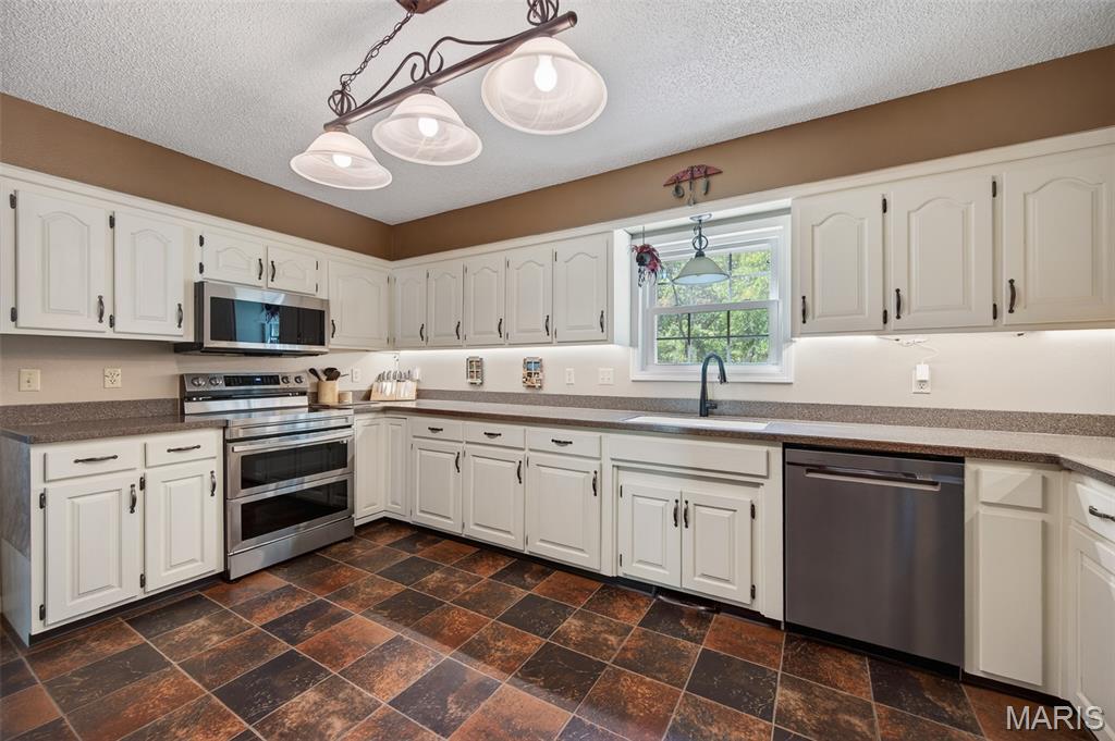 Stone Ridge Estates - Residential