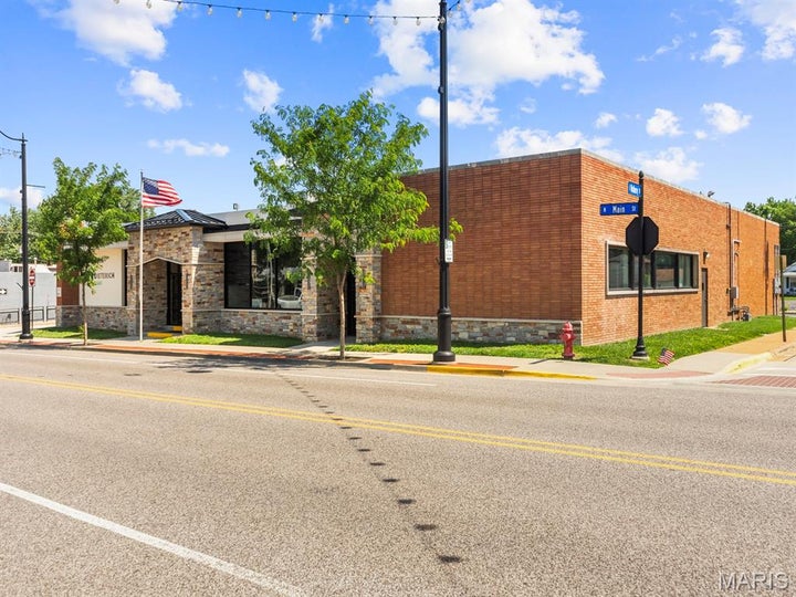Photo 1 of 57 — 216 N Main Street, Columbia, IL 62236