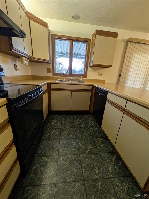 Forest Hills Townhouses - Residential