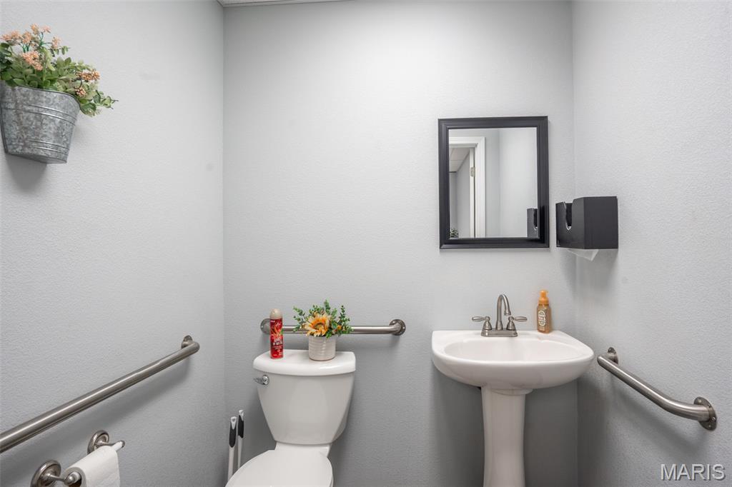 Non-Sub - Commercial Sale