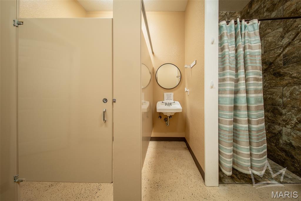 Non-Sub - Commercial Sale