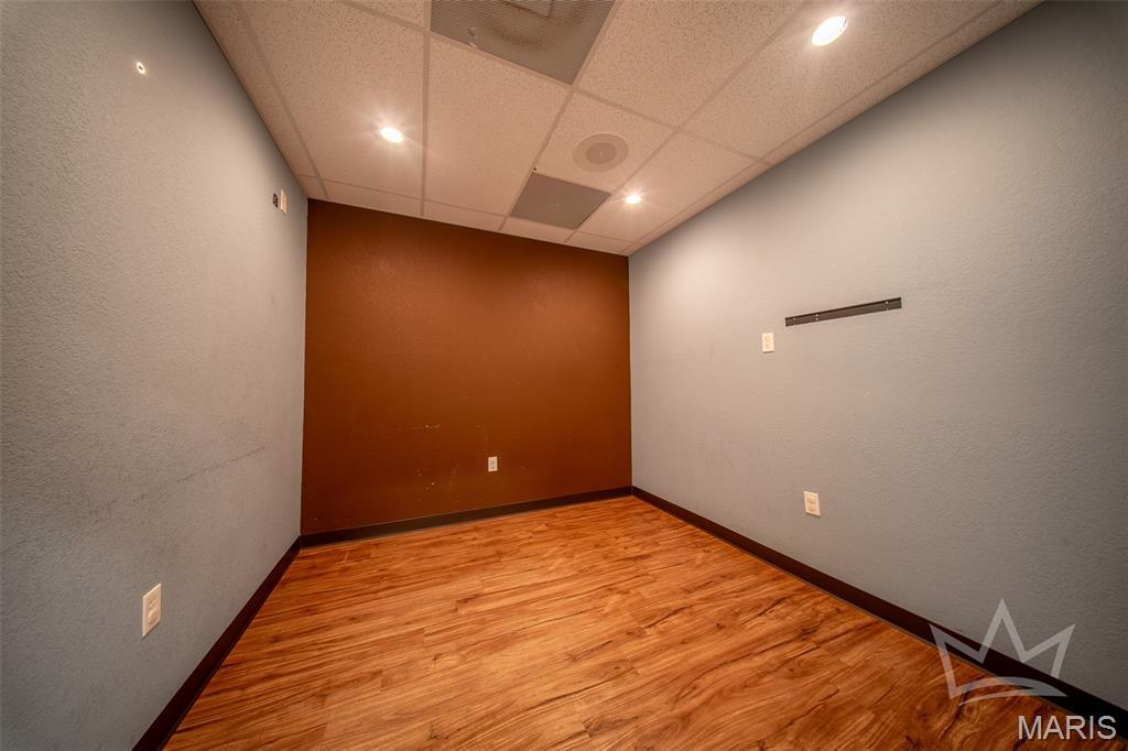 Non-Sub - Commercial Sale