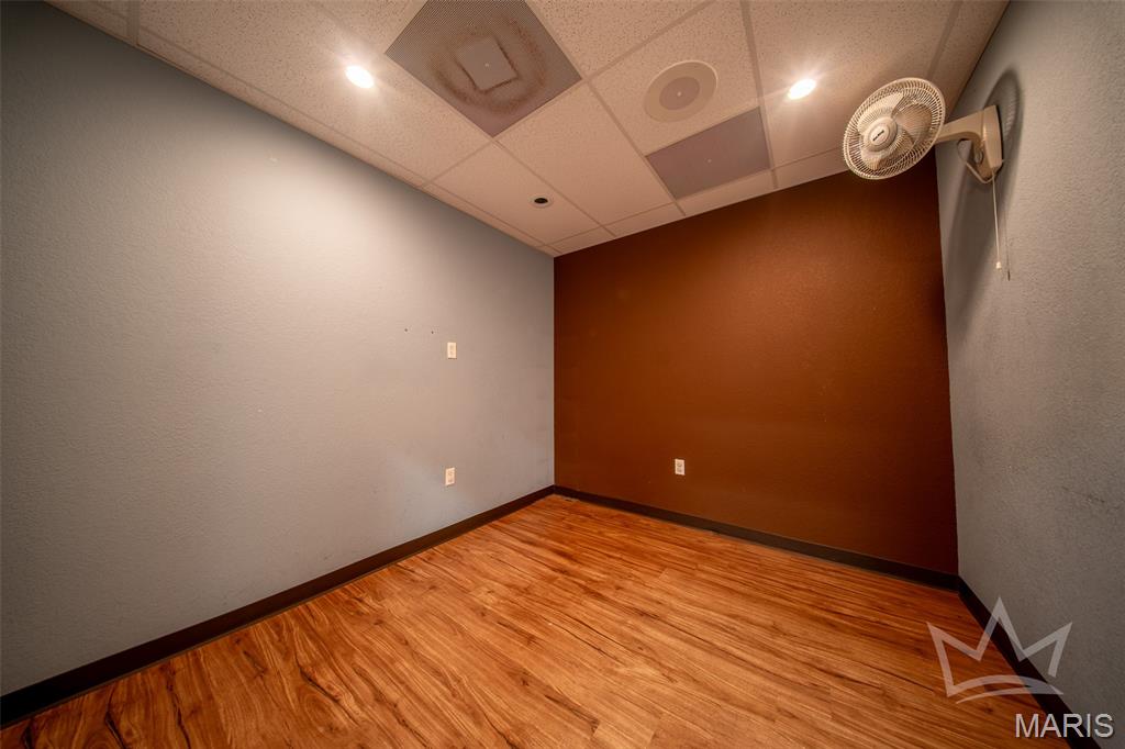 Non-Sub - Commercial Sale