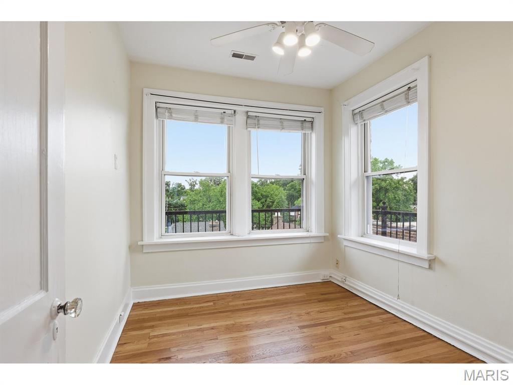 7012 Forsyth Condo - Residential