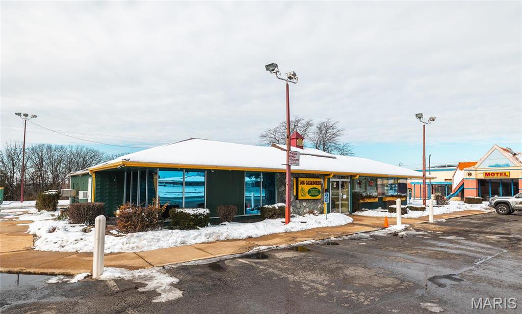 n/a - Commercial Sale