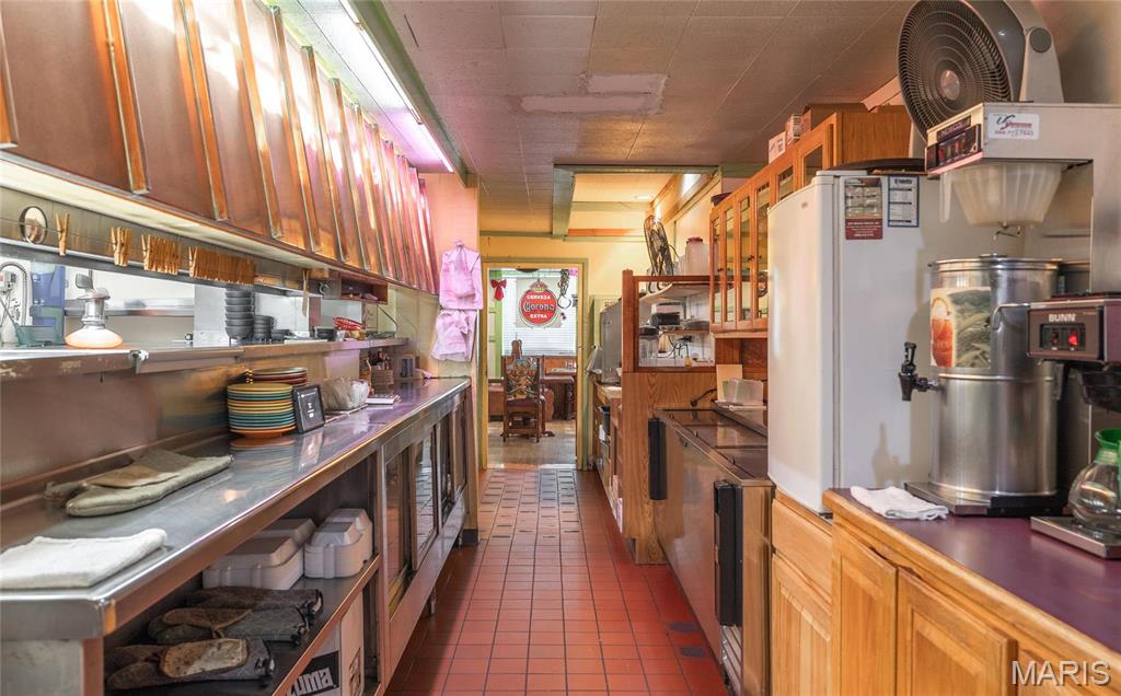 n/a - Commercial Sale