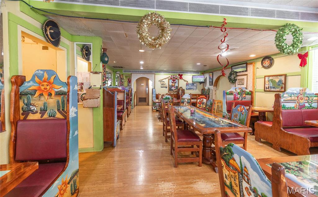 n/a - Commercial Sale