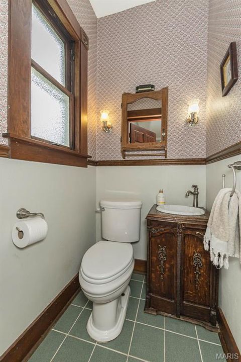 Tiny photo for 326 W Essex Avenue, Kirkwood, MO 63122 (MLS # 26025138)
