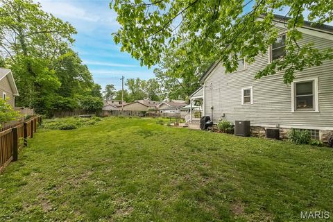 Tiny photo for 326 W Essex Avenue, Kirkwood, MO 63122 (MLS # 26025138)