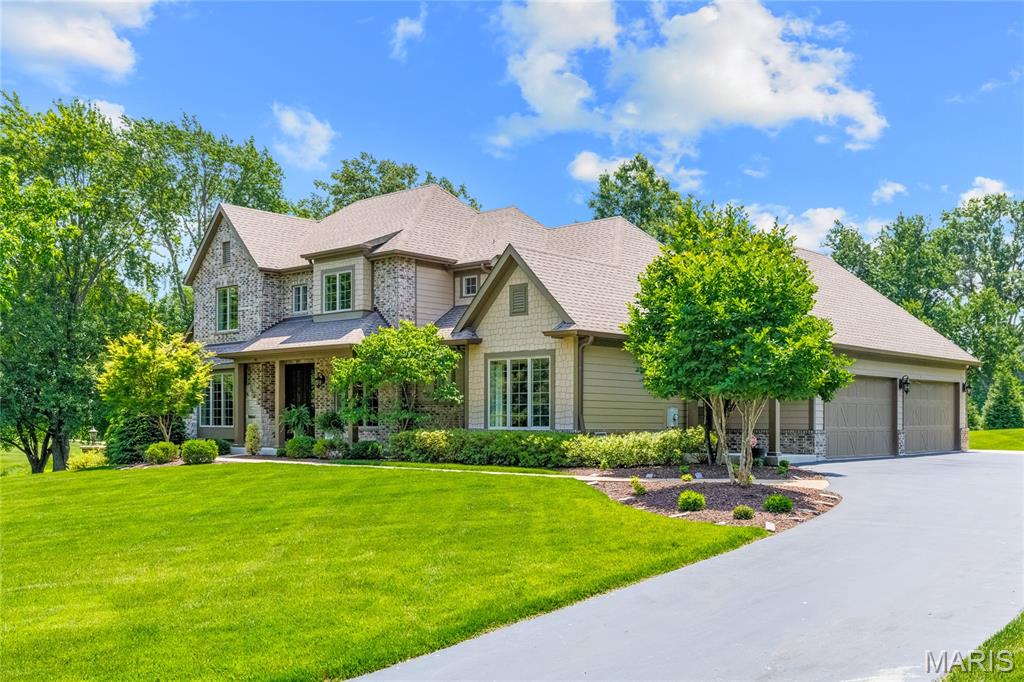 50 Meadowbrook Country Club Estate