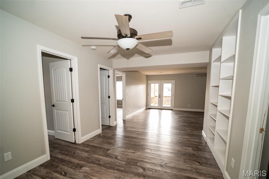 Briar Pointe - Residential