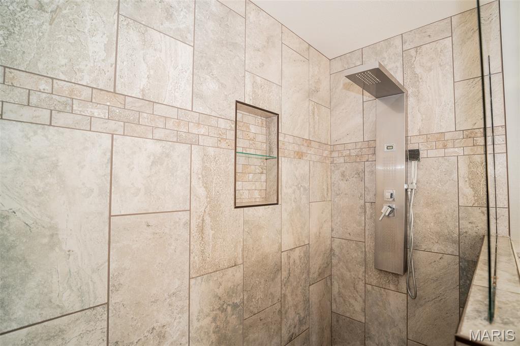 Briar Pointe - Residential