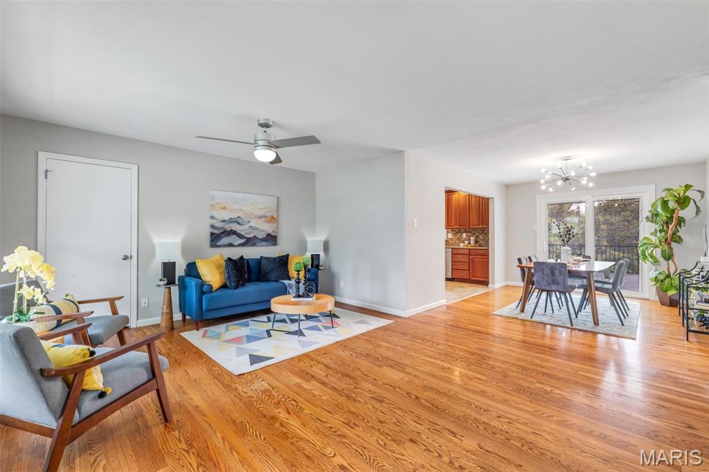 2542 Via Miralesta Drive