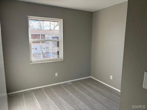 Tiny photo for 837 Wendevy Court, Ballwin, MO 63011 (MLS # 25076551)