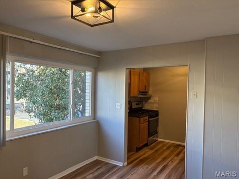 Tiny photo for 837 Wendevy Court, Ballwin, MO 63011 (MLS # 25076551)