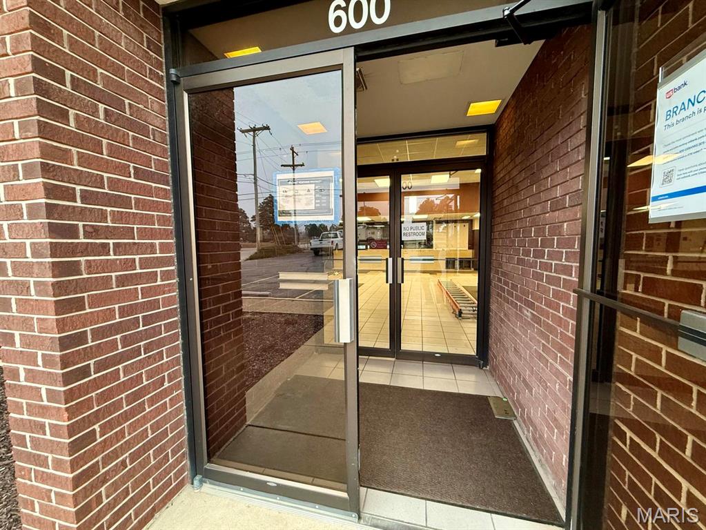 n/a - Commercial Sale