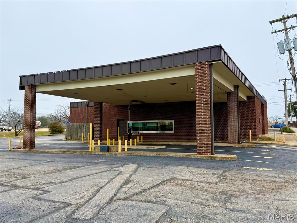 n/a - Commercial Sale