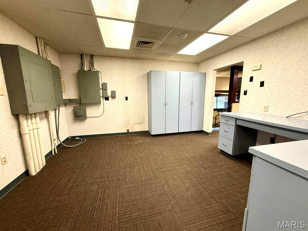 n/a - Commercial Sale