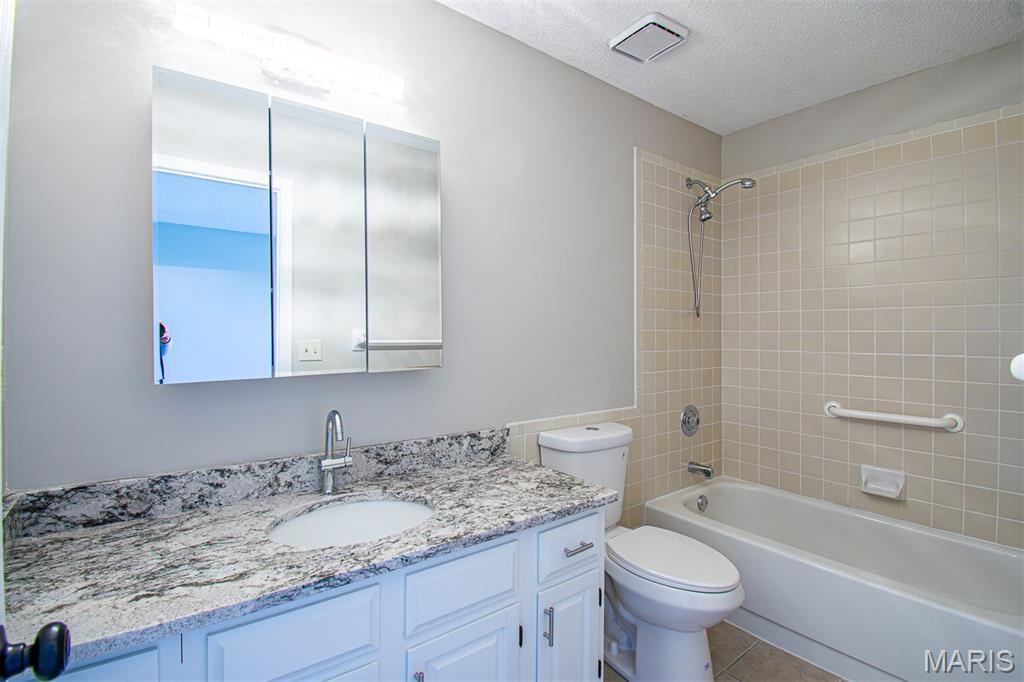 Village At Paddock Lake Condo - Residential