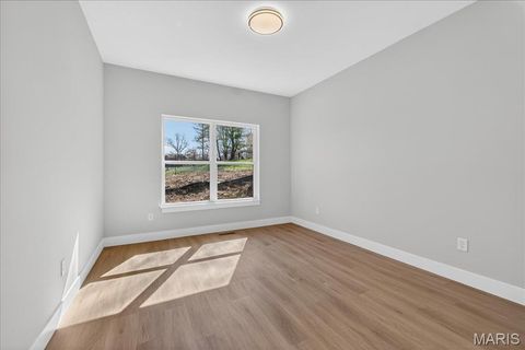 Tiny photo for 15308 Batesville Court, Chesterfield, MO 63017 (MLS # 26014123)